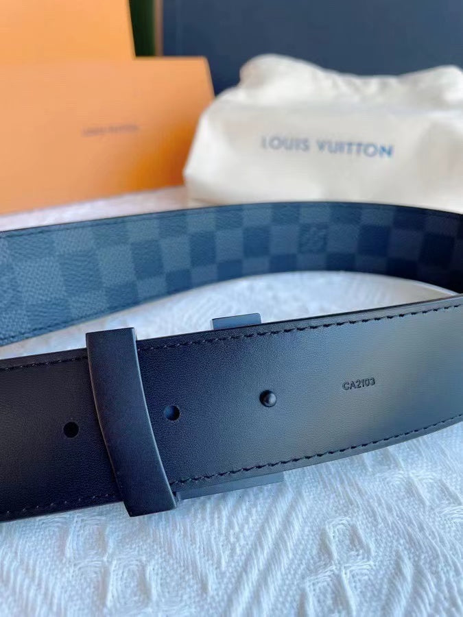 Customized leather belt