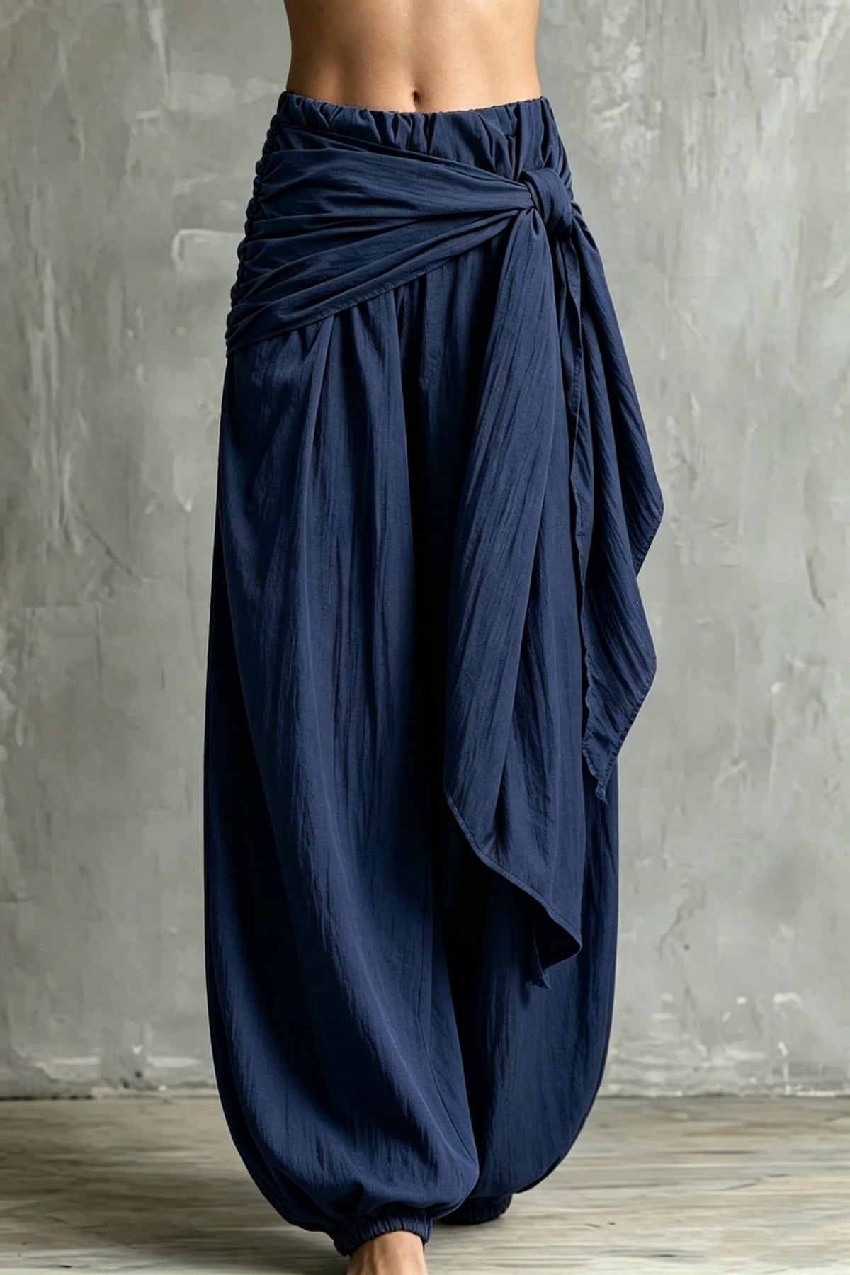 Women's Loose Casual Pants With A Tie-waist Design