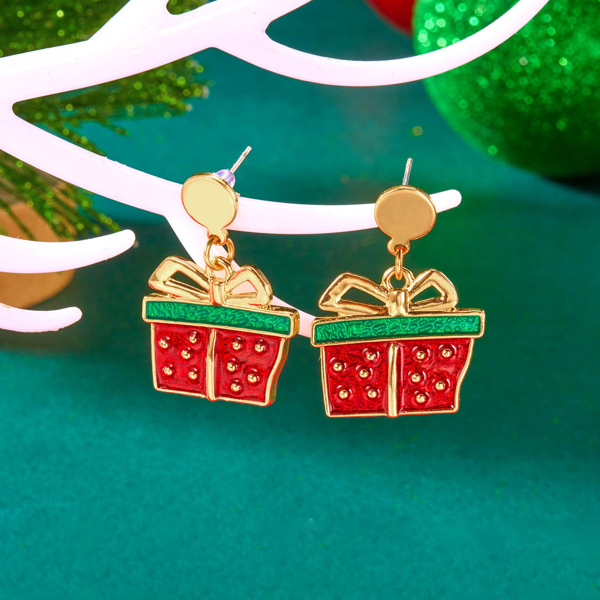 European And American Cross-Border Christmas Gifts Christmas Necklace Bracelet Earrings Set Female Cute Cartoon Bracelet Holiday Jewelry