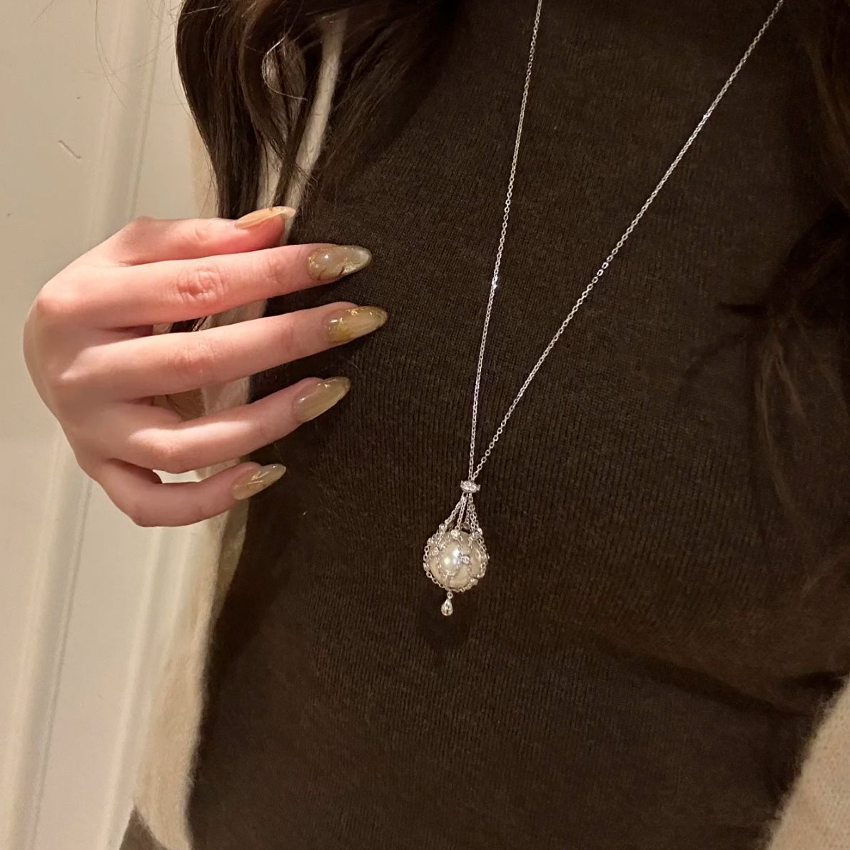 lavalier necklace