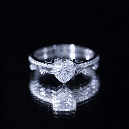 1.5 Carat Heart Moissanite Solitaire Double Band Ring Set