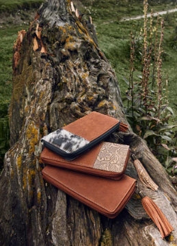 Wood Blooms Wallet Myra Bag