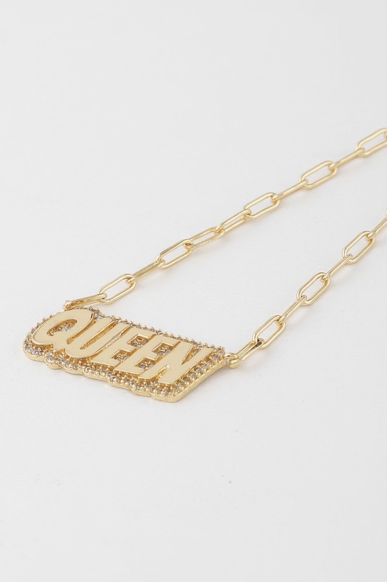 Jeweled Queen Chain Necklace
