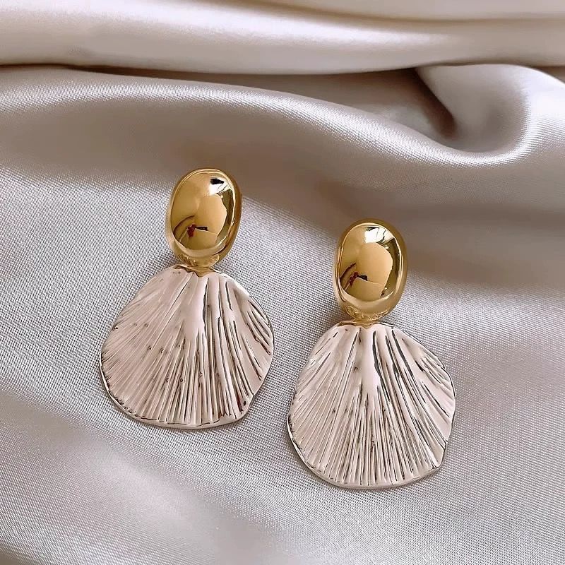 Irregular Shell Texture Metal Earrings, Luxury Exaggerated Niche Studs, New 2026 Elegant Jewelry