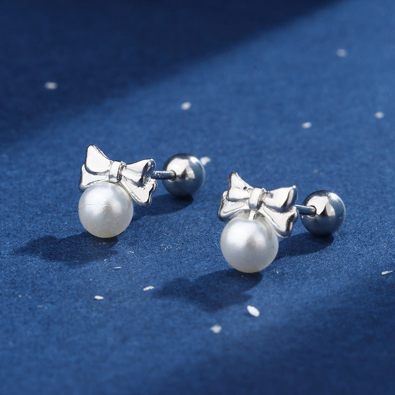 Screw-back Compact And Delicate Earrings