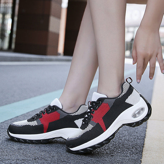 Lightweight Soft-soled Rocking Shoes With A Flyknit Mesh Upper And Air Cushion