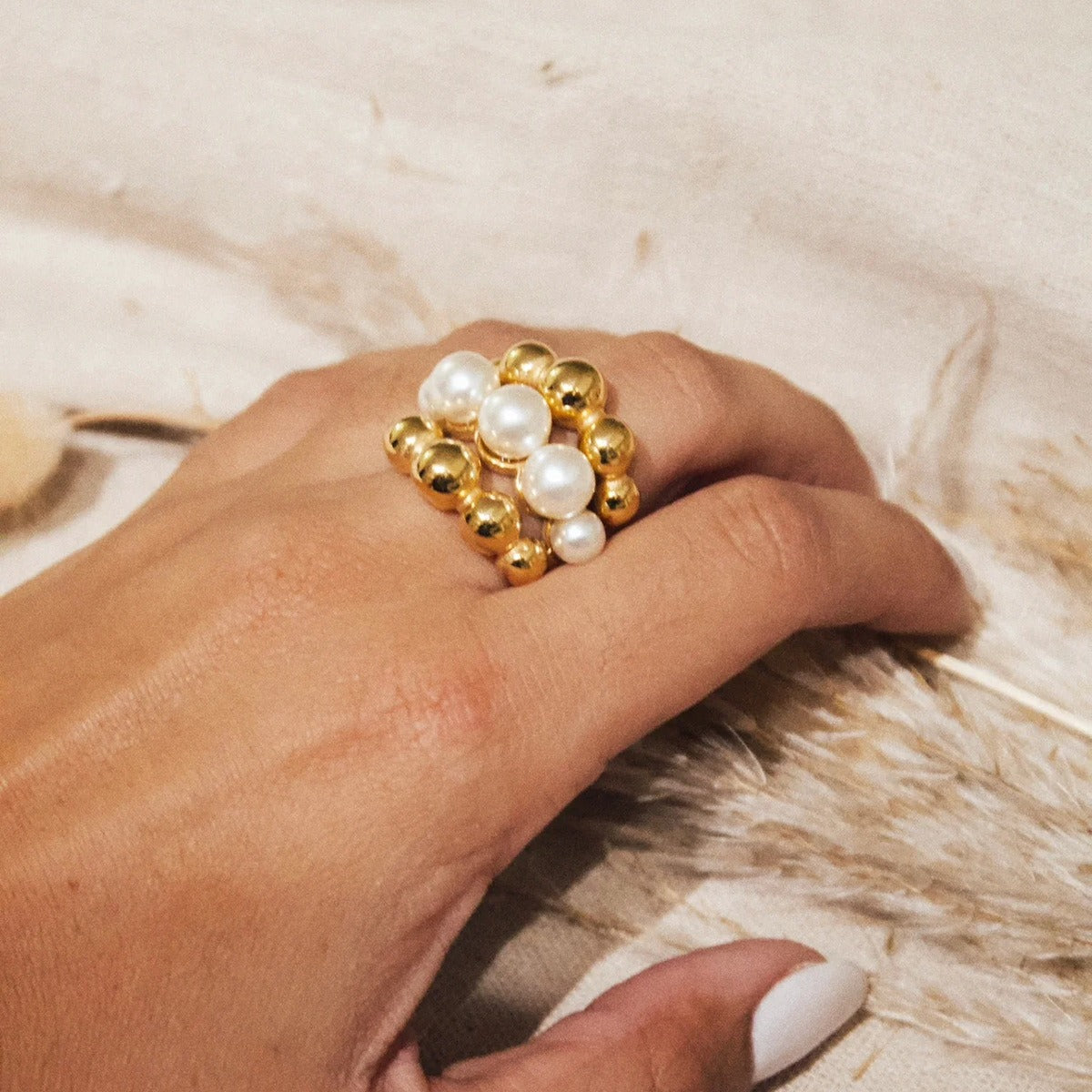 18K gold multi-layer round beads with pearl design exquisite high-end ring