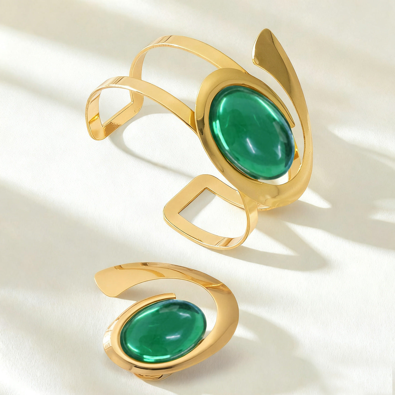 Women's Fashion Bracelet And Ring Set