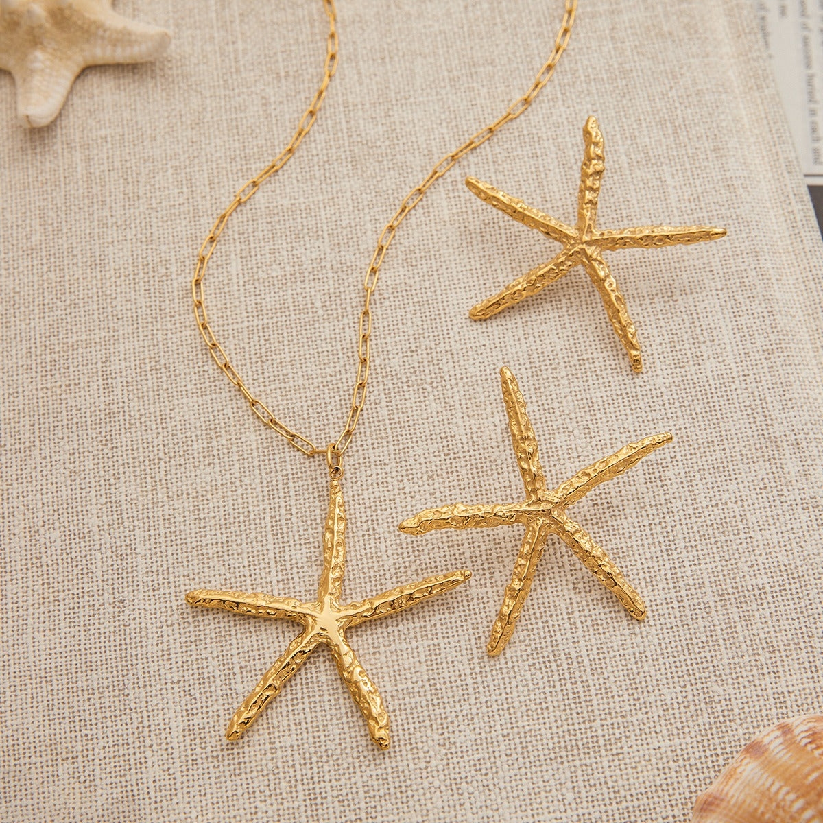 18K Gold Starfish with Textured Design Classic Fashion Necklace and Earrings Set