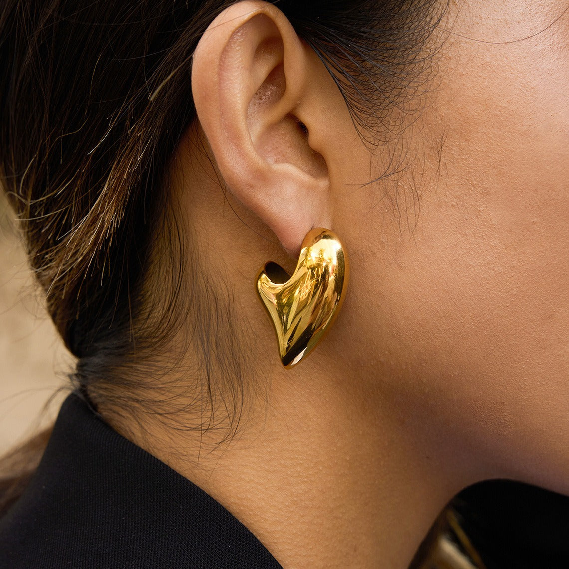 18K gold heart-shaped titanium steel stud earrings