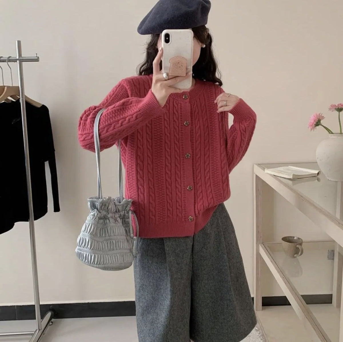 Retro Rose Flower Button Small Twist Knitwear Jacket For Women 2025 Autumn And Winter New Fashion Versatile Knitwear Cardigan