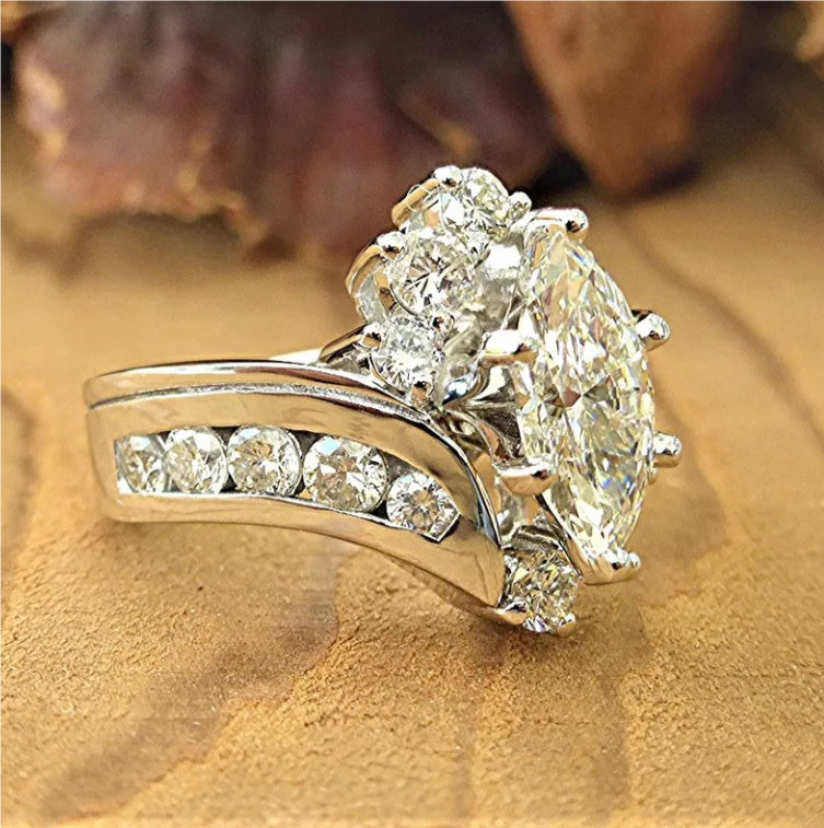 Horse Eye Shaped Zircon Ring For Women