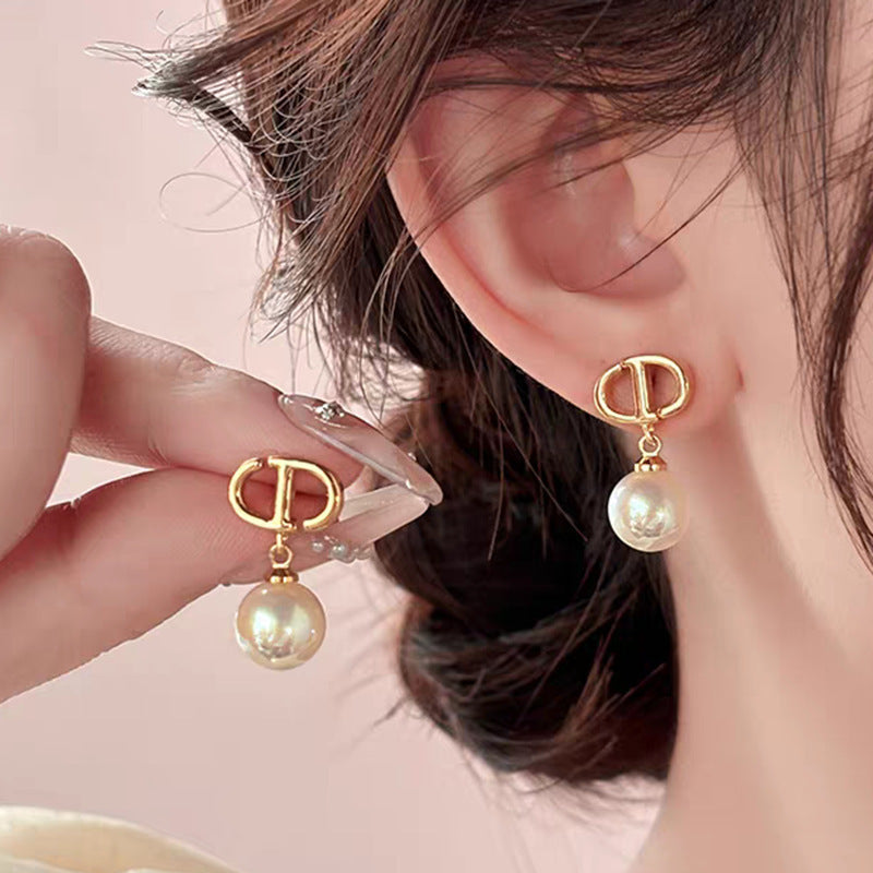 Popular Ins Style Mini Heart Gold Plated Studs Chic Niche Ladies Daily Earring