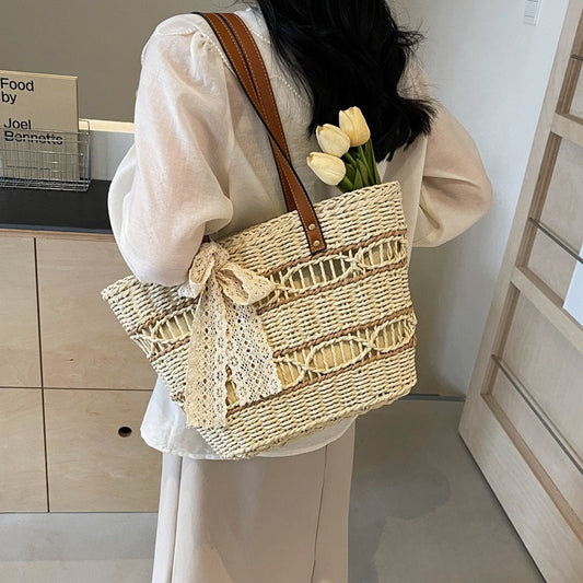 Womens Large-Capacity Stylish Woven Tote For Vacation