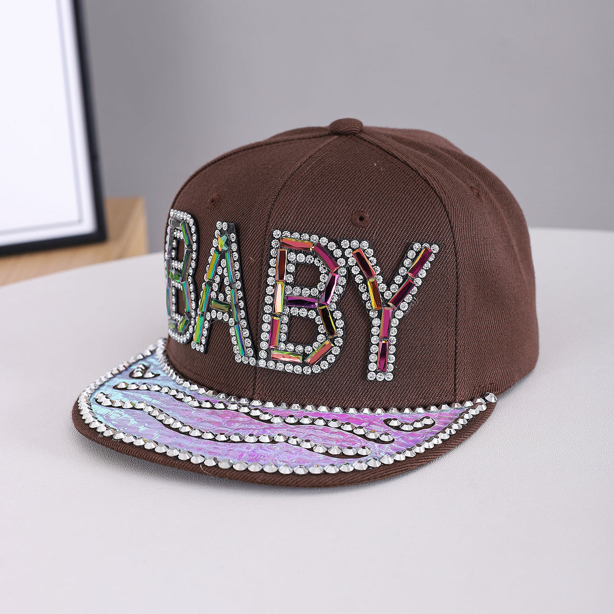 Men's And Women's Identical Colorful Diamond BABY Letter Hot Stamping Diamond Brim Hat. This Stylish Hip-hop Style Flat Brim Hat Is Suitable For Personalized Streetwear Outfits.