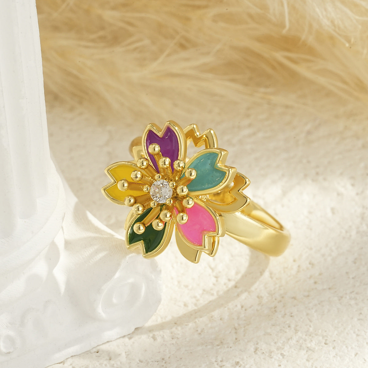 Rotatable Flower-shaped Gold-plated Ring