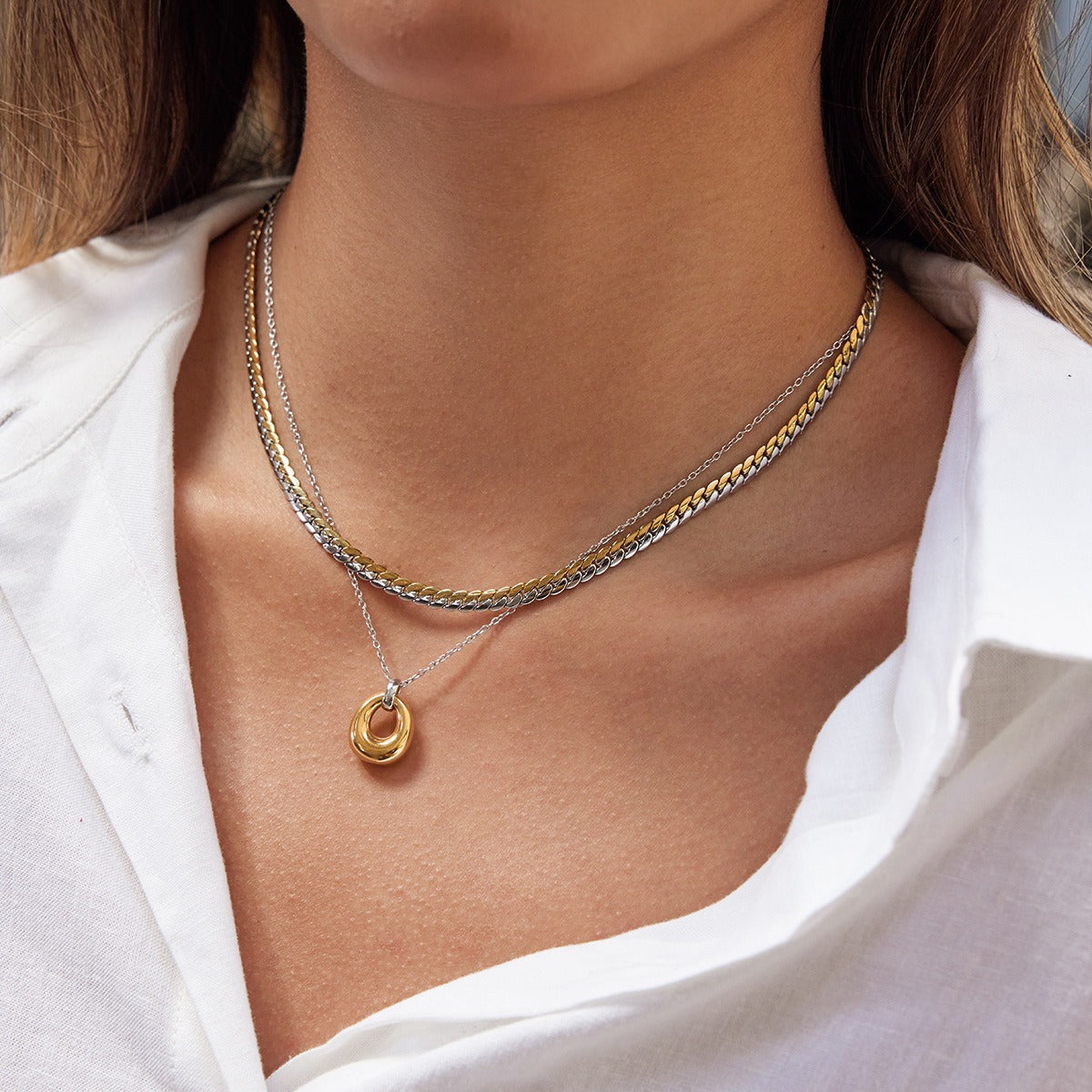 18K gold & S925 silver mixed-metal chain necklace.