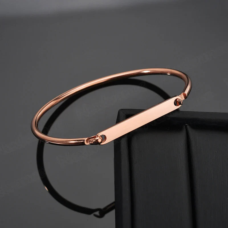 Nextvance Customized Engraving Nameplate Couple Bracelets on hand Stainless Steel Chain Bracelet  For Women Lovers  Jewelry Day