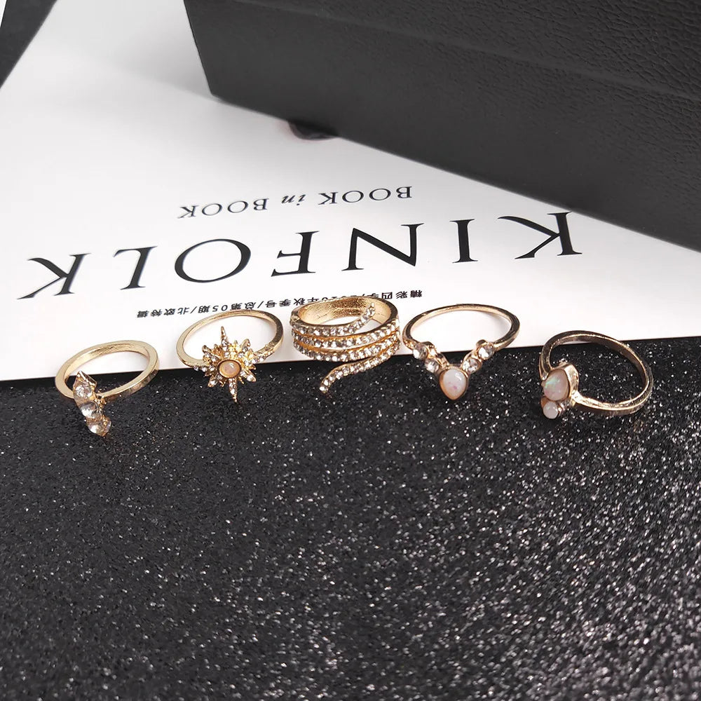 Fashion Geometric Knuckle Rings set For Women Crystal Gold color Finger Ring Boho Ladies wedding Jewelry Gift