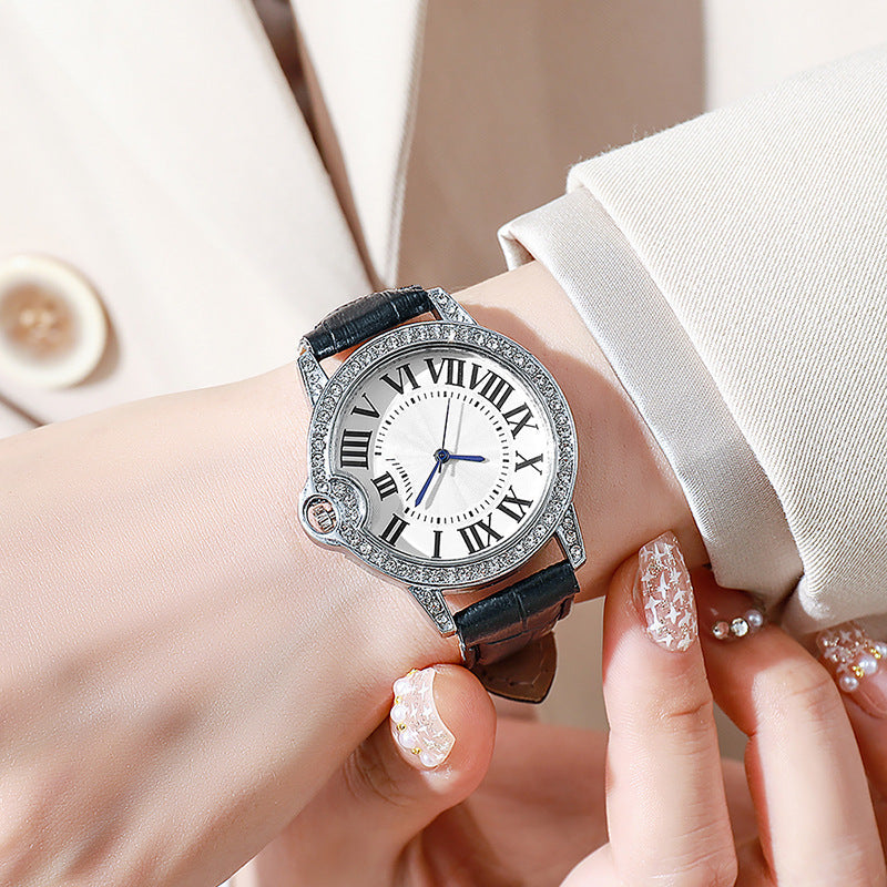 Fashion Diamond-Encrusted Women's Quartz Watch with Leather Strap