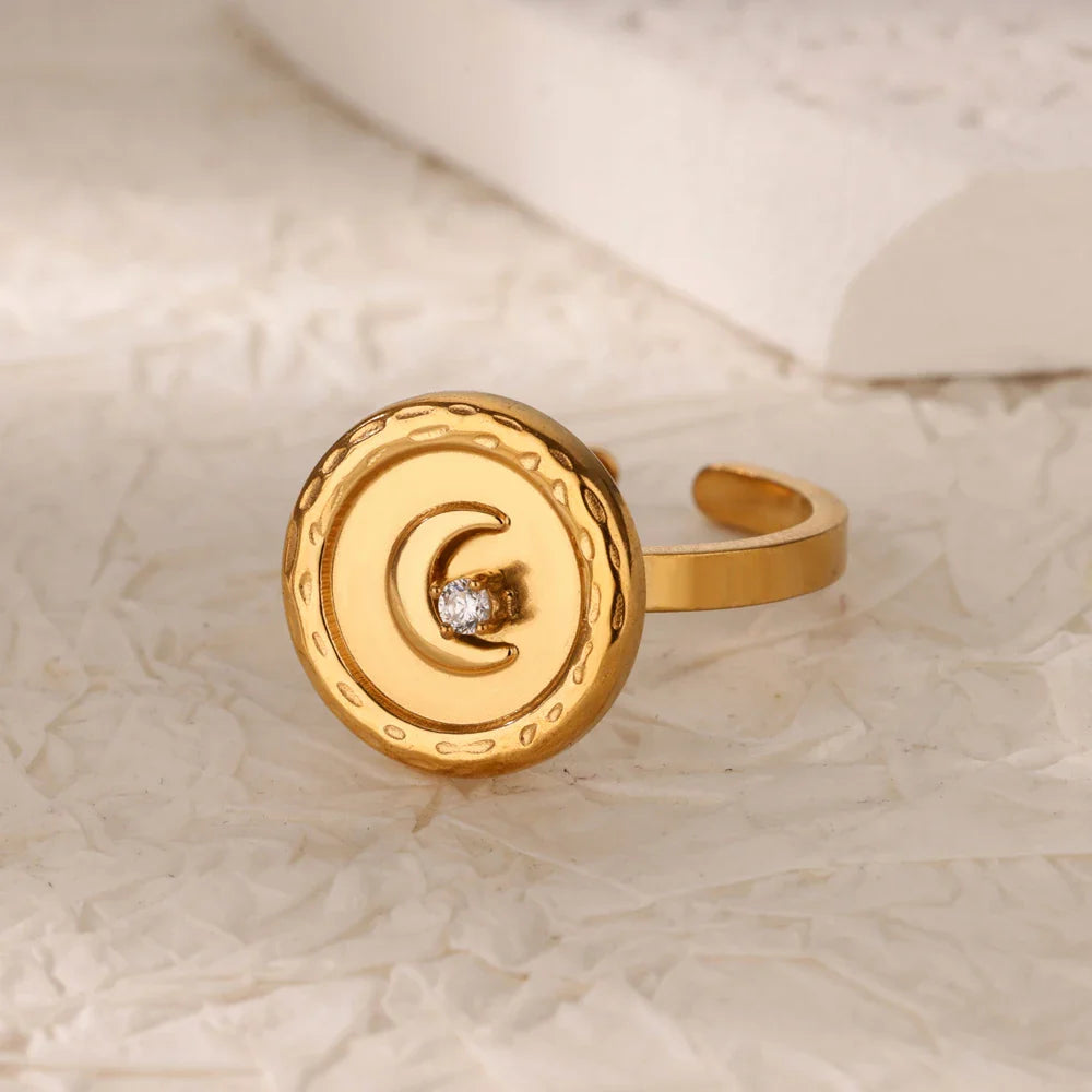Vintage Ancient Greek Arethusa Goddess Coin Rings For Women Imitation Pearl Zircon Moon Stainless Steel Ring Fashion Jewelry
