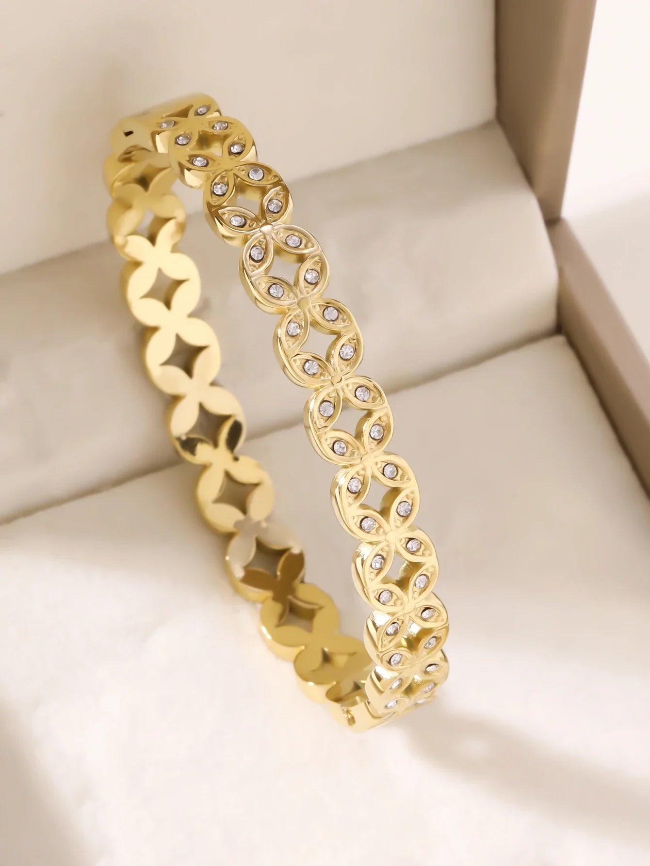 1pieces/set women's wedding jewelry party holiday Valentine's Day gift stainless steel bracelet plated with 18K gold bracelet
