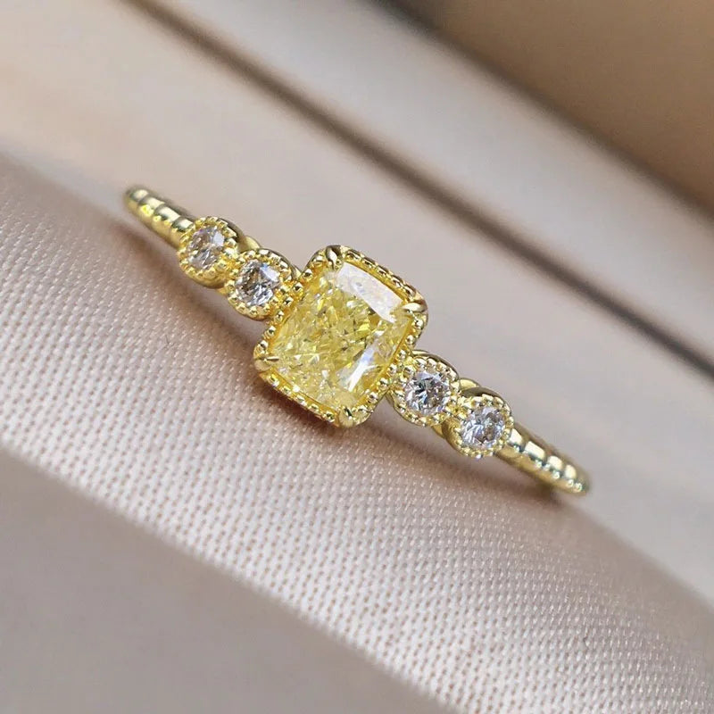 925 Sterling Silve Geometric Yellow Cubic Zirconia Women Rings Gorgeous Wedding Accessories Anniversary Party Female Jewelry