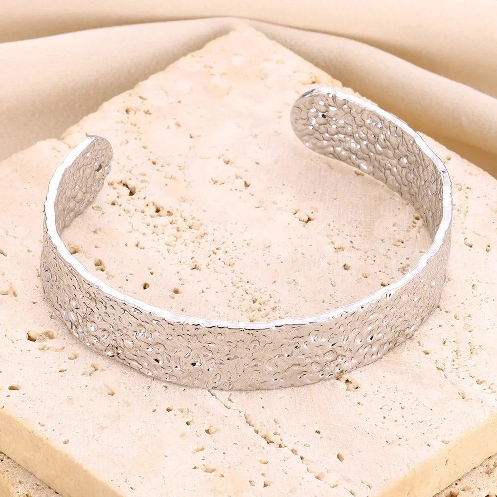Classic Wrinkle Texture Openning Bangle Bracelet For Women Exquisite Cuff Bracelet Stainless Steel Hand Ornament Punk Jewelry