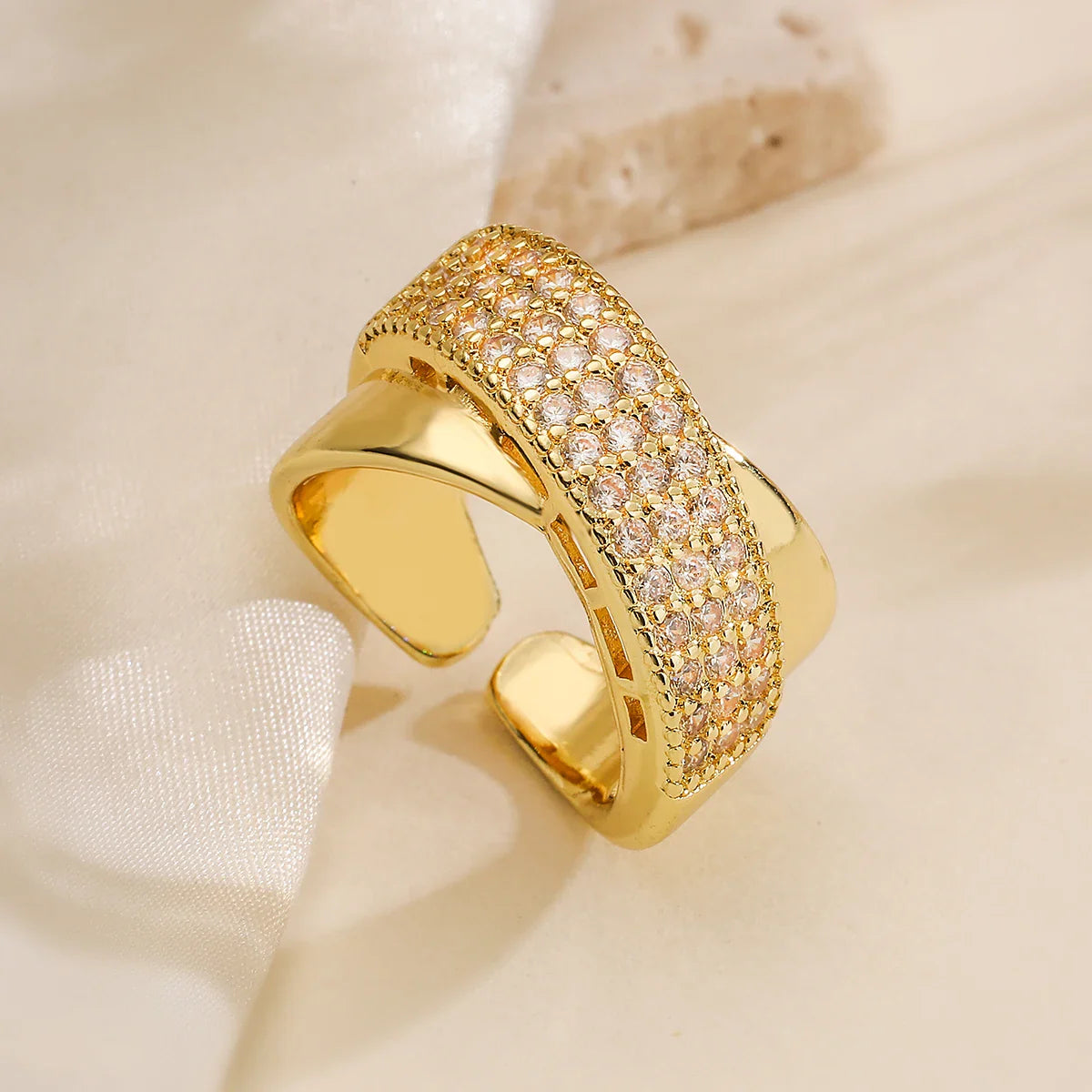 NEWBUY Luxury AAA Cubic Zirconia Inlay Copper Wedding Jewelry Gold Color Statement Geometric Shape Open Design Rings For Women