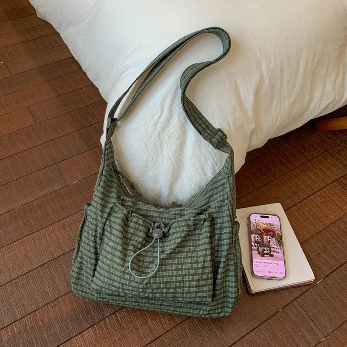 Women Checkered Sling Bag Nylon Pleated Cloud Shoulder Bag Large Capacity Stylish Plaid Tote Bag Shopping Date Handbag