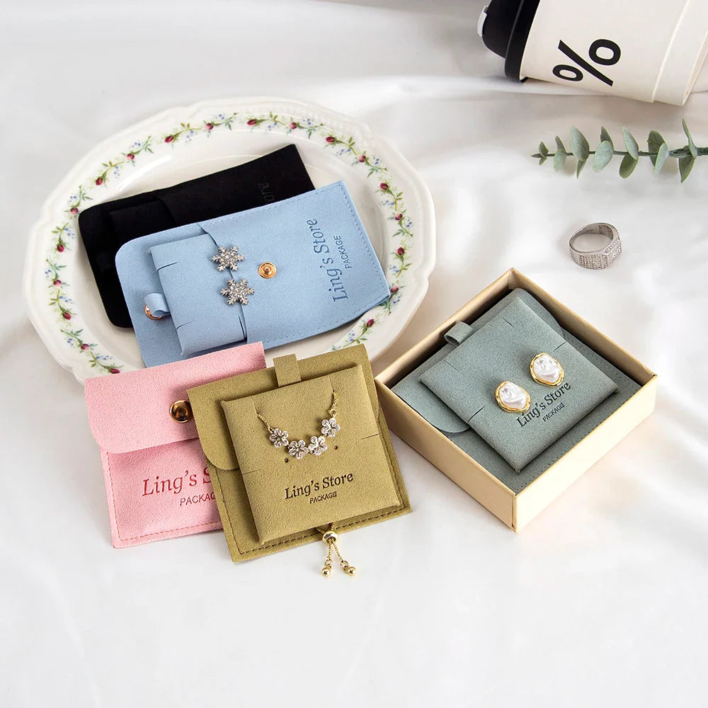 20/50/100Sets Personalized Logo Jewelry Microfiber Snap Bag 8x8cm Button Pouch Insert Luxury 6x6cm Cards Can Debossed Print Name
