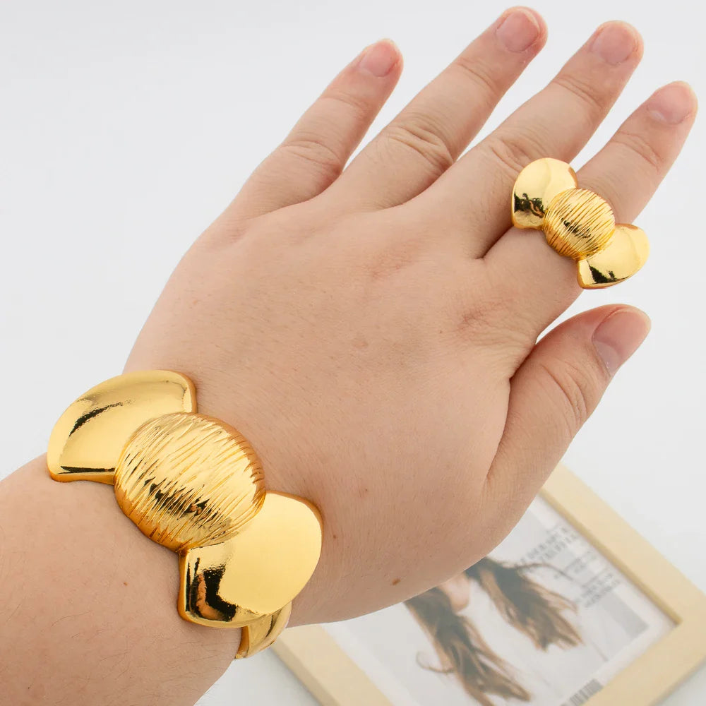 Trend Bangle with Ring Set for Party 18k Gold Color New Design Hand Bracelet Cocktail Ring Weddings Bride Set Ladies Jewellery
