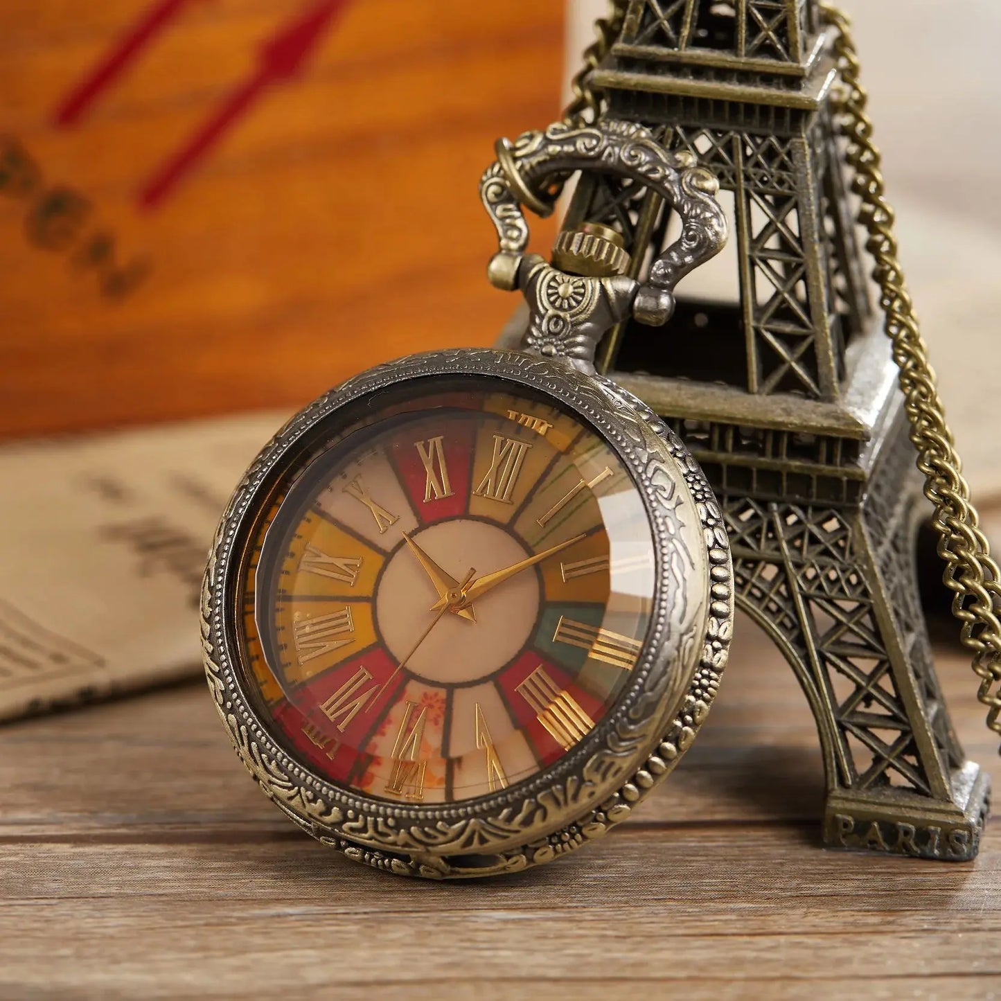 Vintage Classic Quartz Pocket Watch Exquisite Carved Roman Numeral Chain Pendant Men Women Pocket Watches reloj de bolsillo