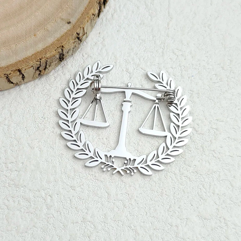 Original fair and justice balance hollow stainless steel gold-plated 18K brooch, suit lapel pin, waterproof formal fittings
