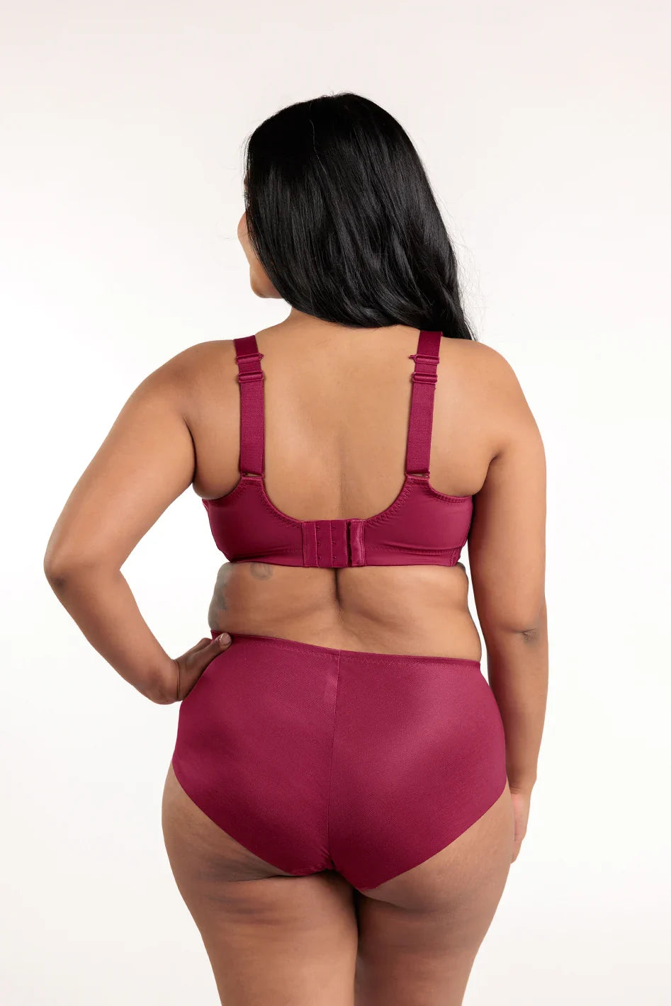 Tasha FlexWire Plunge Bra, I-N Cup