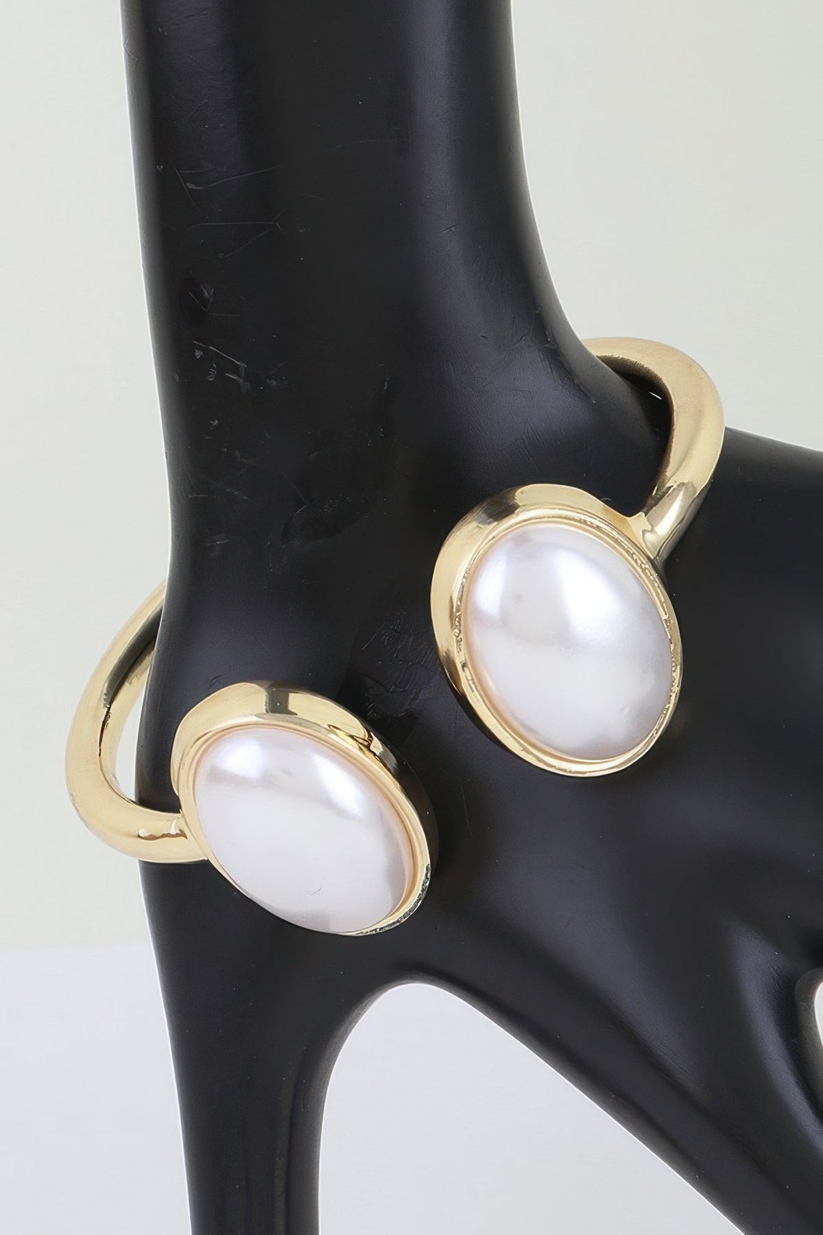 Women's Bracelet Cuff Pearl BYMANYC ® New York MADISON PEARL CUFF - New Collection