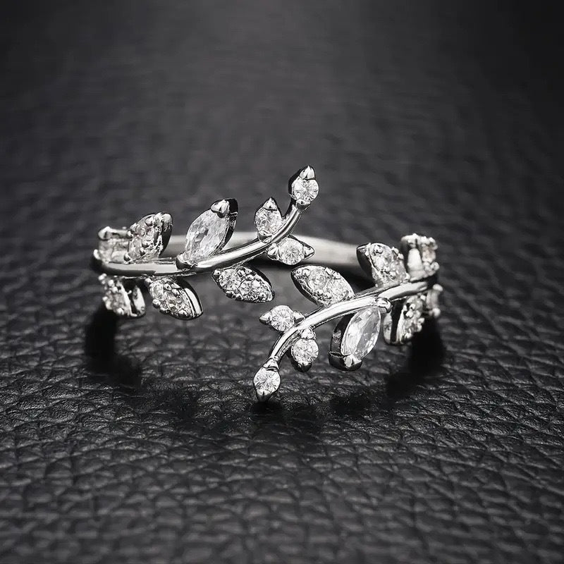 Fashion Minimalist Leaf Ring, INS Trend, Adjustable Open Band, Elegant High-End Index Finger Ring
