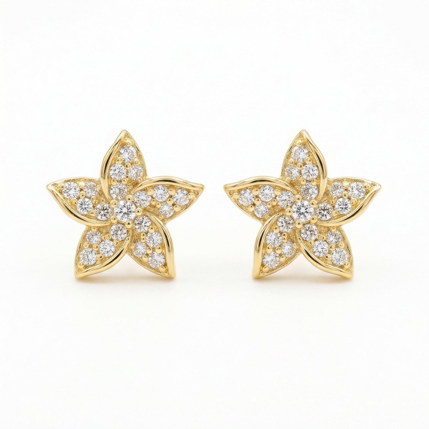 925 Sterling Silver Sparkling Floral Diamond Stud Earrings with Polished Finish