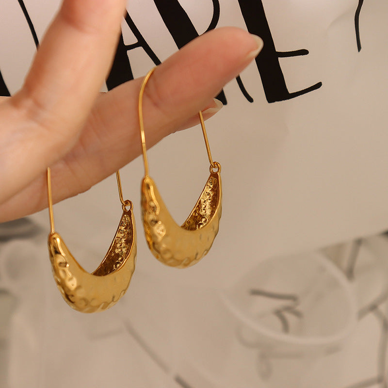 Versatile Instagram-style Boat-shaped Embossed Earrings