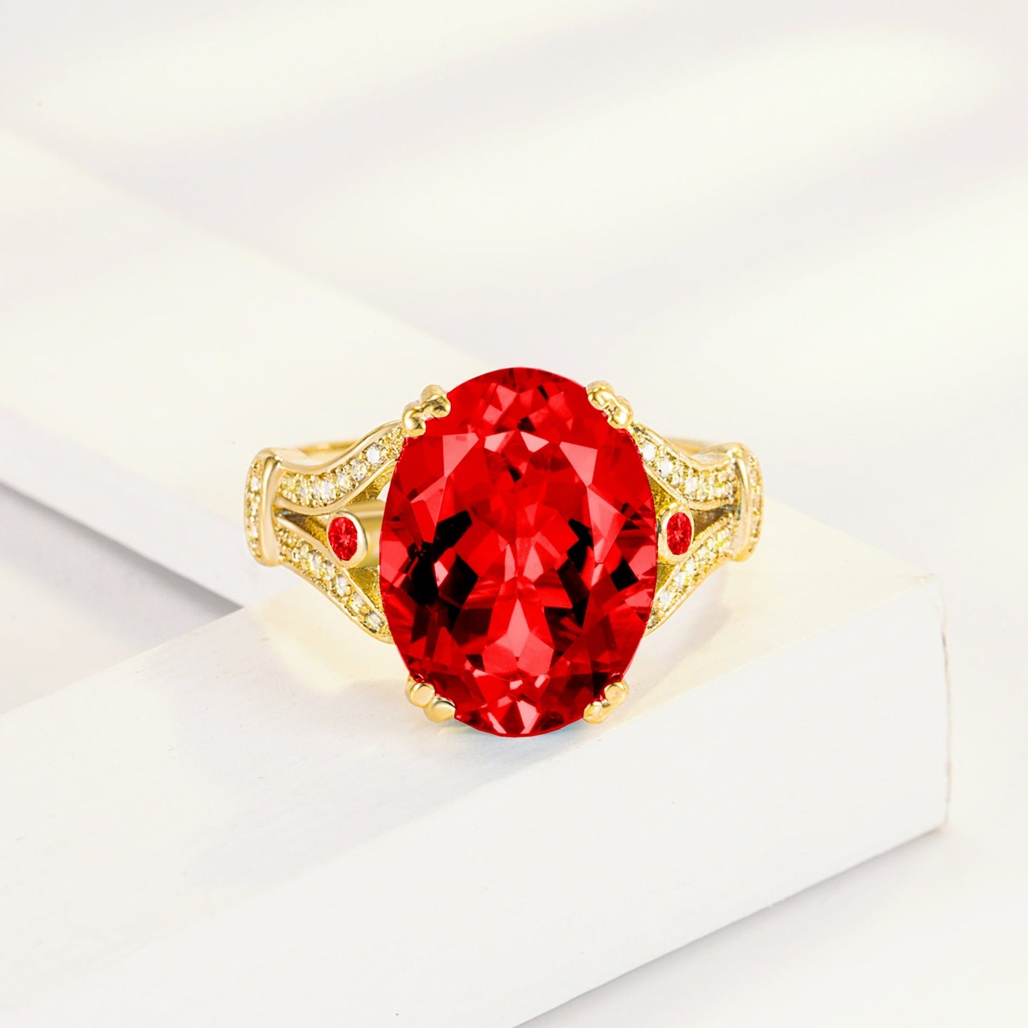 Goose Egg Diamond Creative Large Loose Stone 18k Gold-Plated Ring
